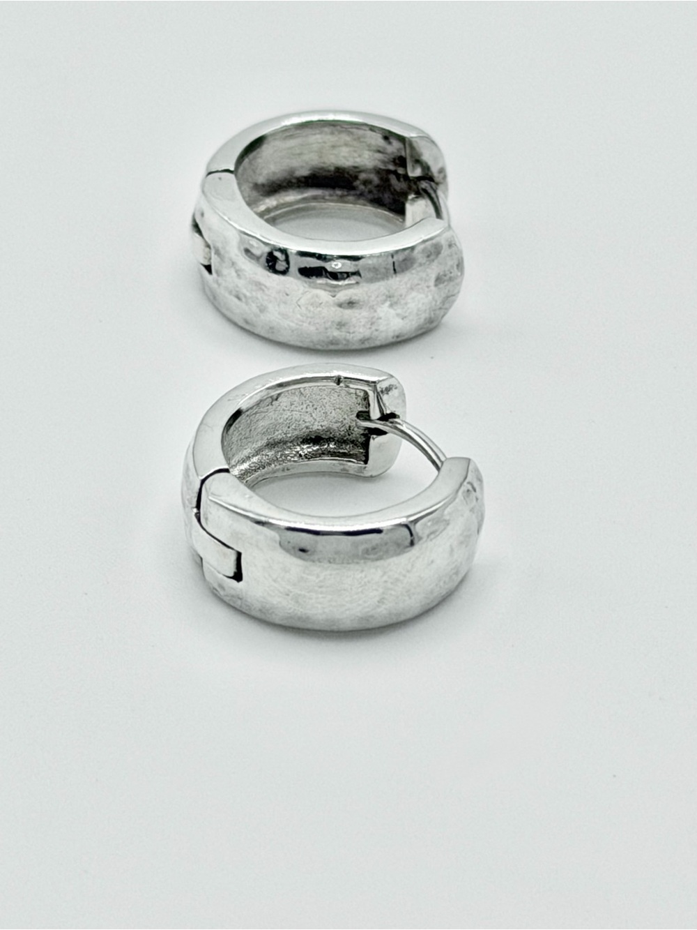 Silpada Hammered Sterling Silver Huggies - Hinged Hidden Clasp Hoop Earrings - Picture 6 of 13
